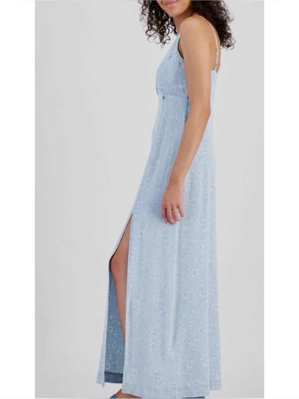 Guess NWT Bright Canyon Cruz Floral Maxi Dress Light Denim Lyocell *Read*